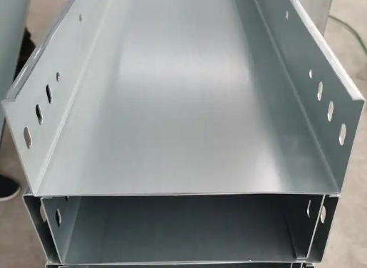 嘉峪关你知道桥架厂用哪些原材料吗？揭秘！